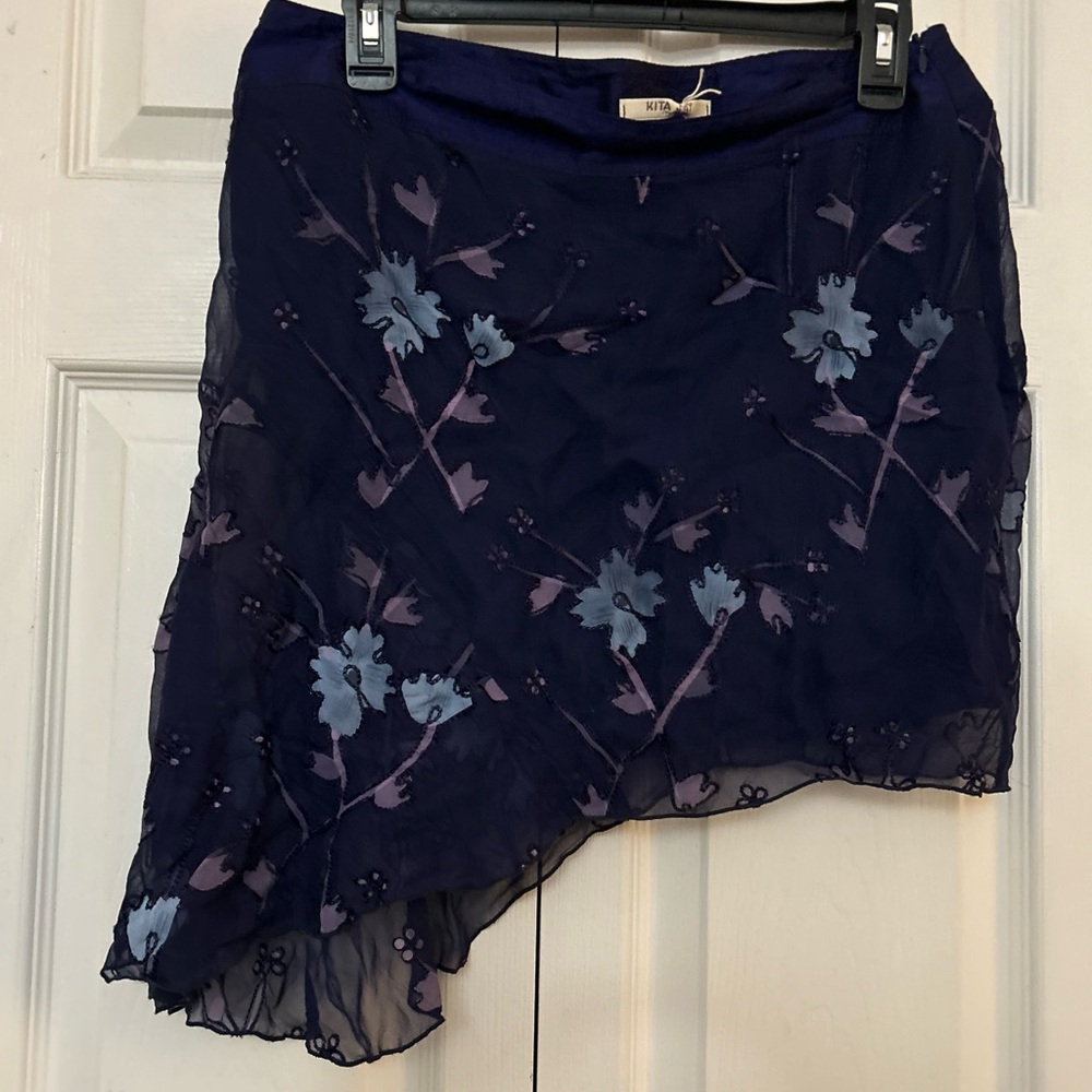 Purple sheer skirt, flower detail flowey, great for summer